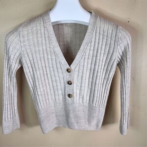 MNG Women's Beige V-Neck Cropped Cardigan Sweater Size Small Feels Like Cashmere